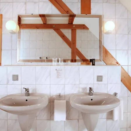 Rodebachmuehle Hotell 3*